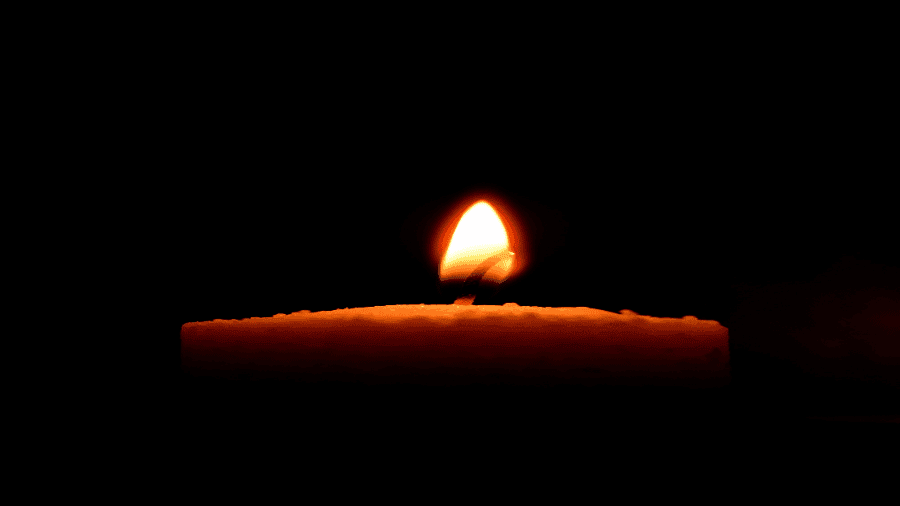 Candle Light In Dark 900x506