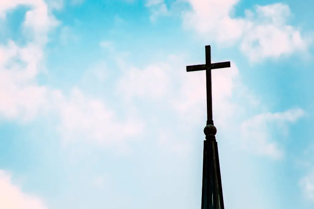 Church Building Cross Blue Sky 1200x800