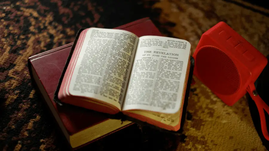 Bible Opened To Book Of Revelation 900x506