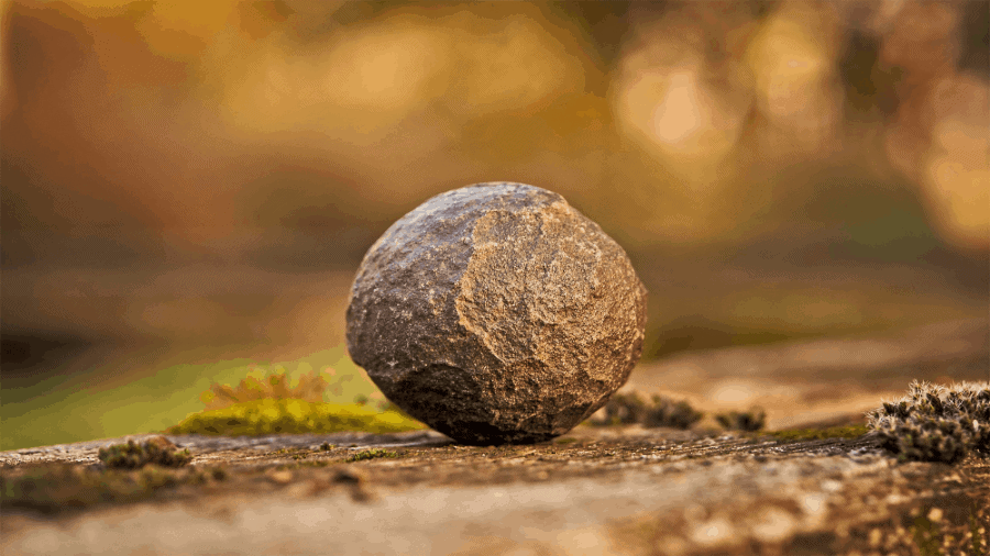 Round Stone Rock 900x506